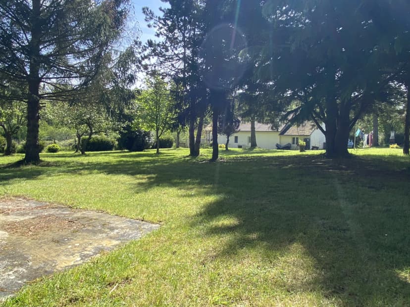 thumbnail of estate's photo