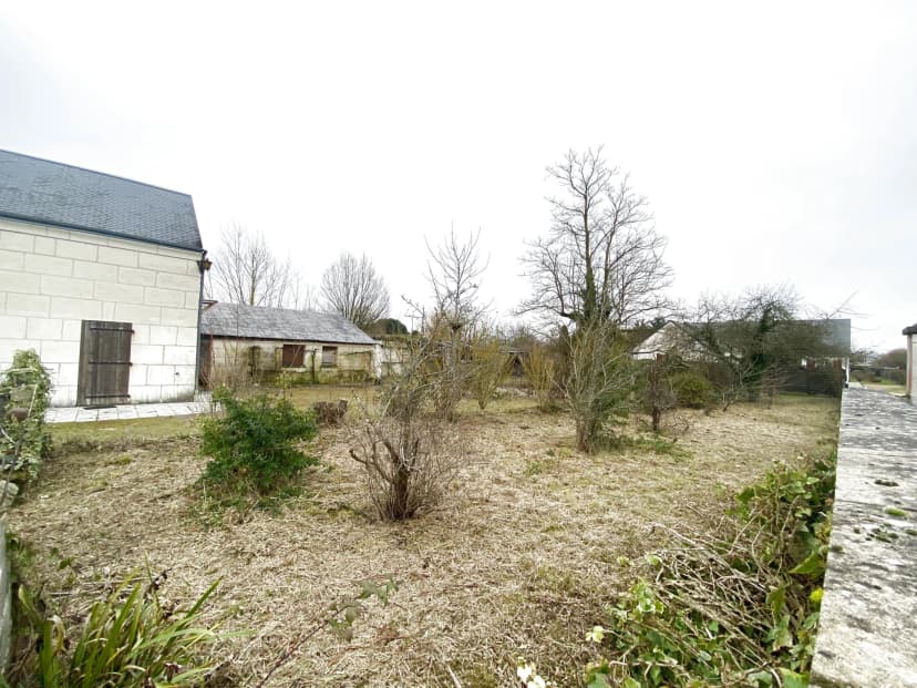 thumbnail of estate's photo
