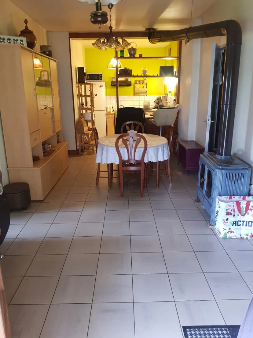 thumbnail of estate's photo