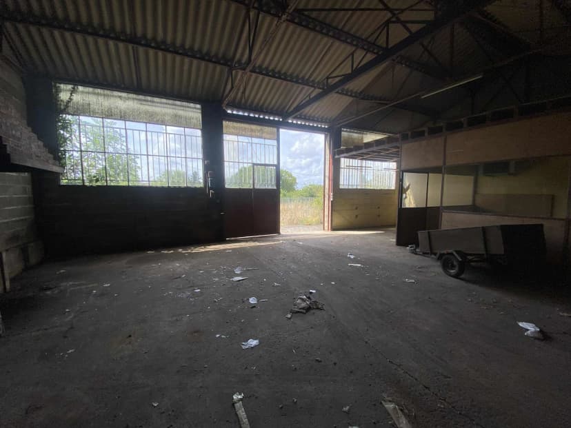 thumbnail of estate's photo