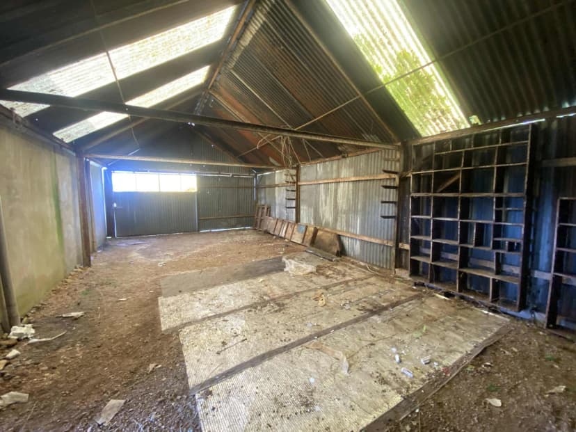 thumbnail of estate's photo