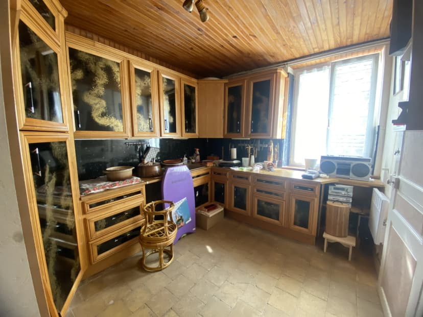 thumbnail of estate's photo