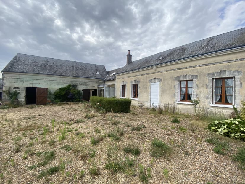 thumbnail of estate's photo