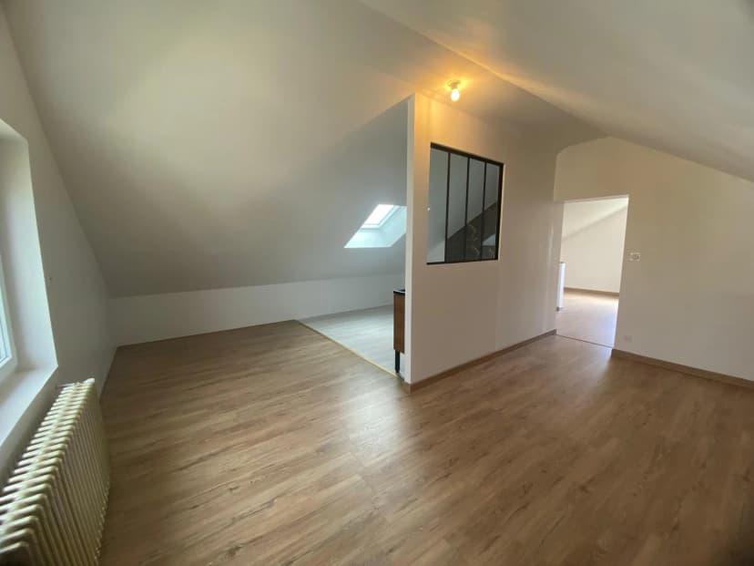 thumbnail of estate's photo